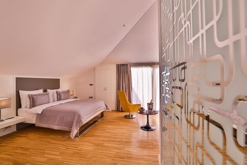 บิสสิเนส ไลฟ์ บูทิก โฮเต็ล Hotel อิสตันบูล ภายนอก รูปภาพ